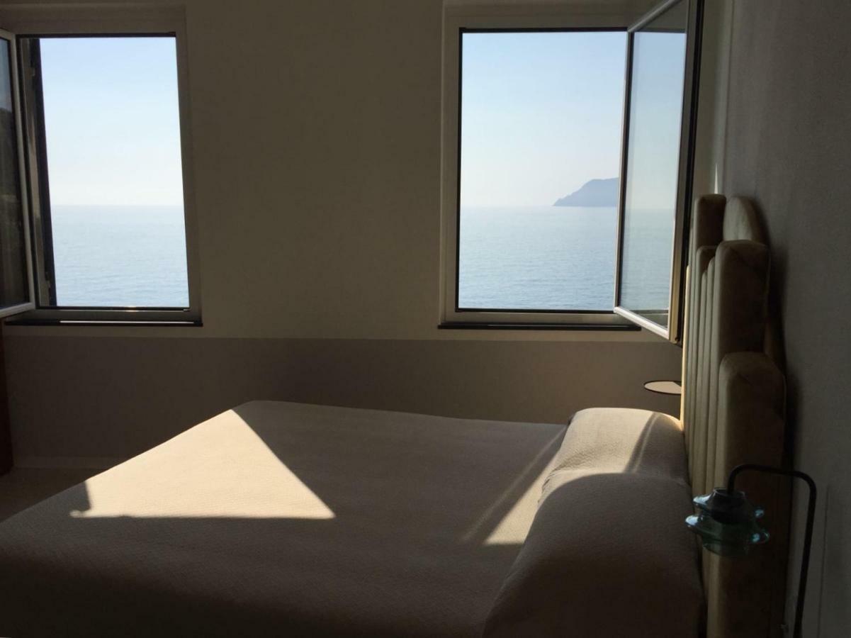 Agave Room Rental Riomaggiore Bagian luar foto