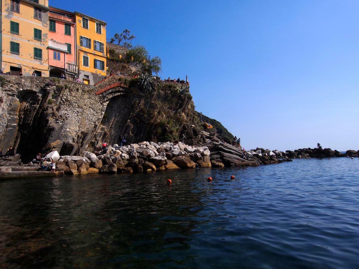 Agave Room Rental Riomaggiore Bagian luar foto